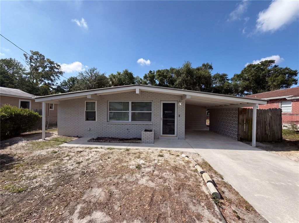 Photo of 2905 E Chelsea Street, Tampa, FL 33610 (MLS # O6404609)