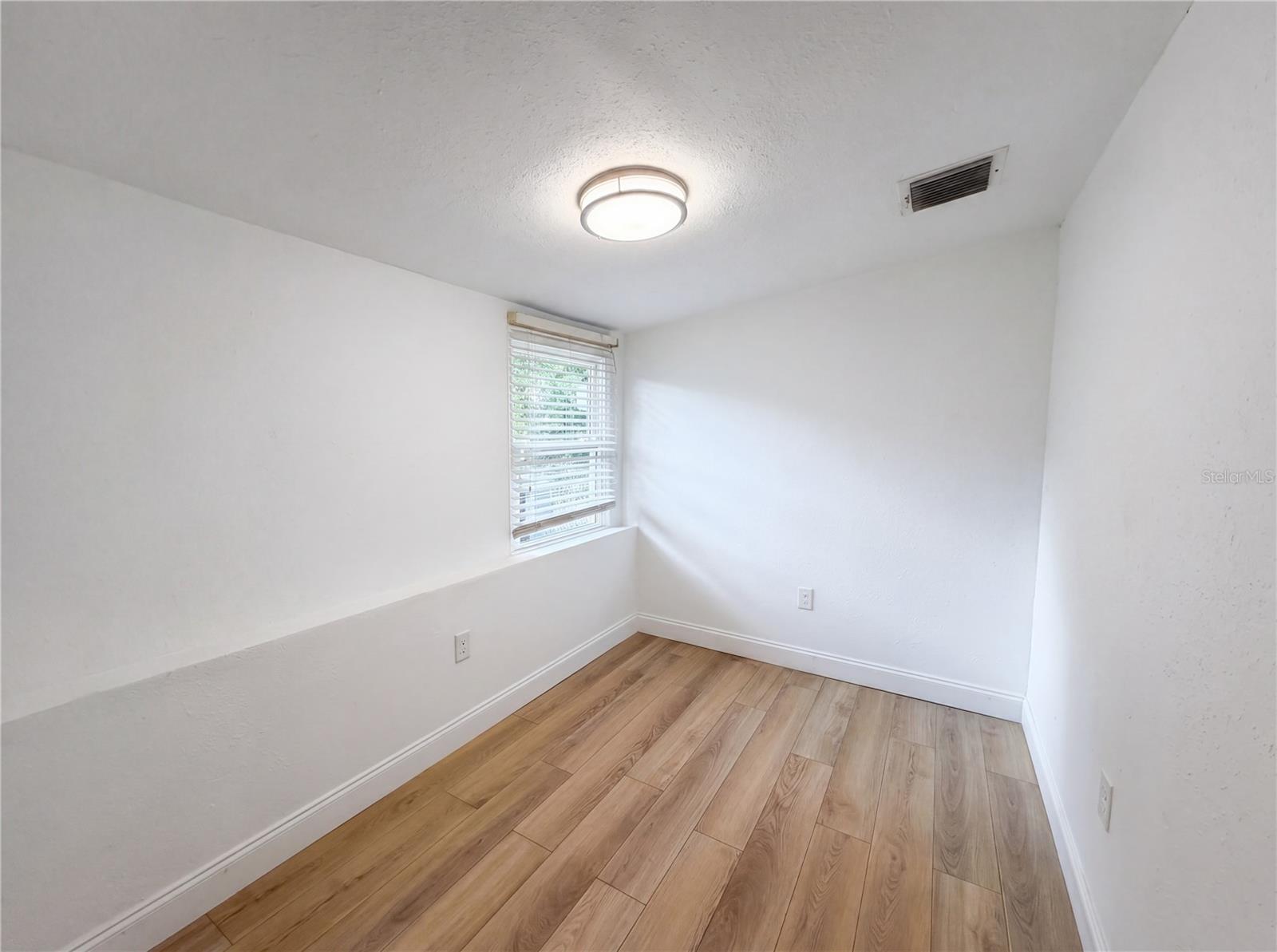 ENGLEWOOD - Residential