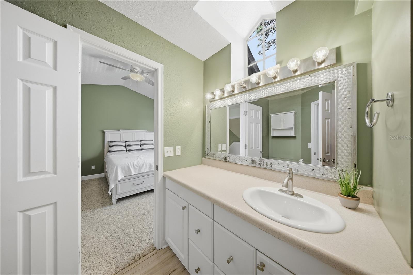 BARCLAY PLACE A CONDO - Residential