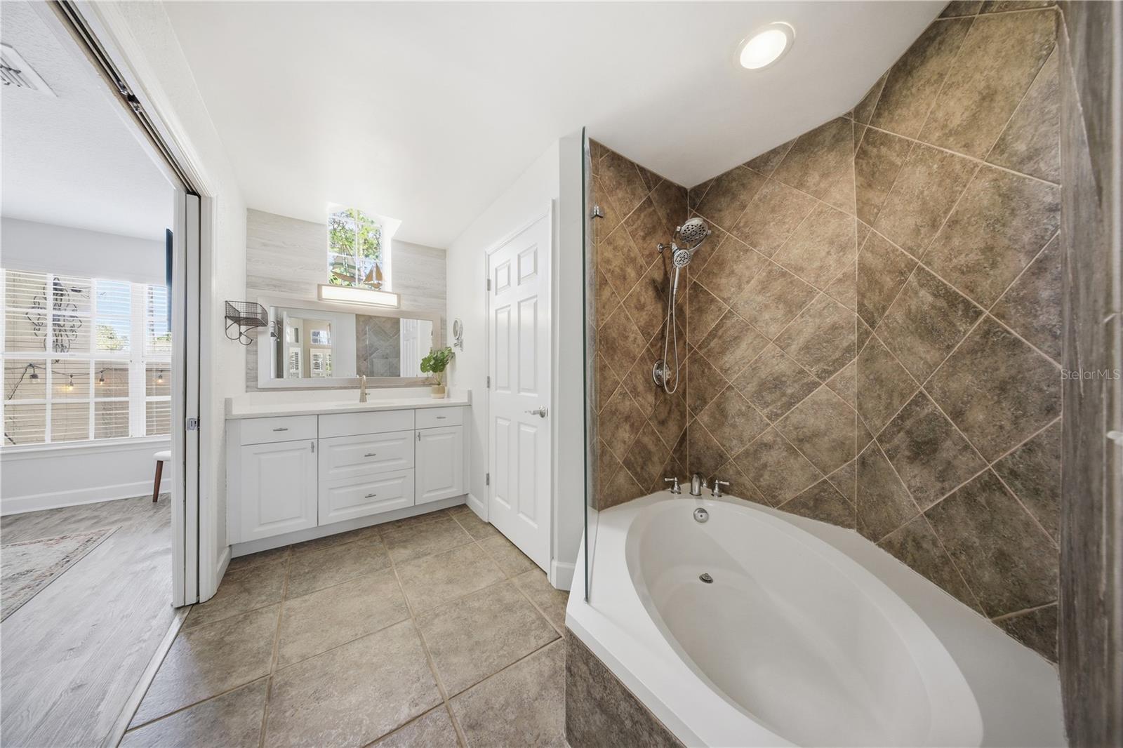 BARCLAY PLACE A CONDO - Residential