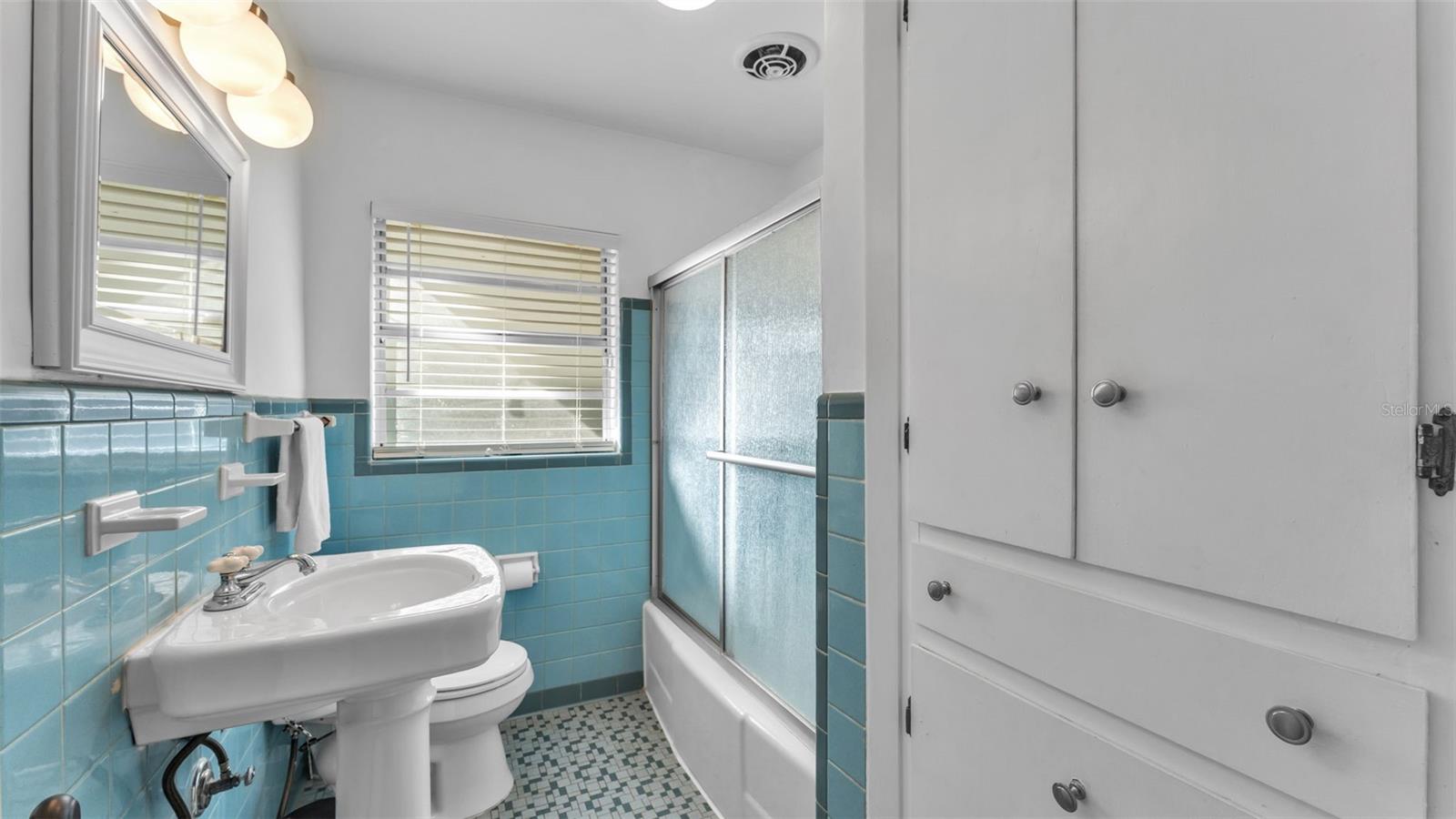 CLEVELAND HEIGHTS - Residential