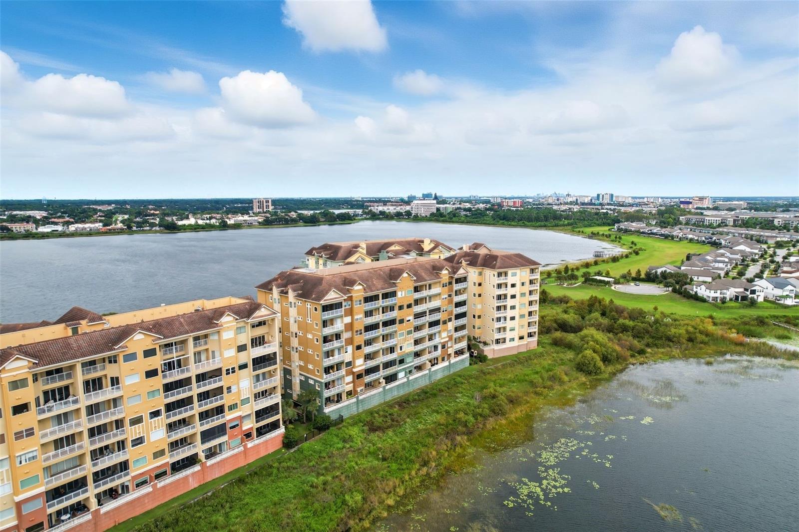 VIZCAYA HEIGHTS CONDO 07 - Residential