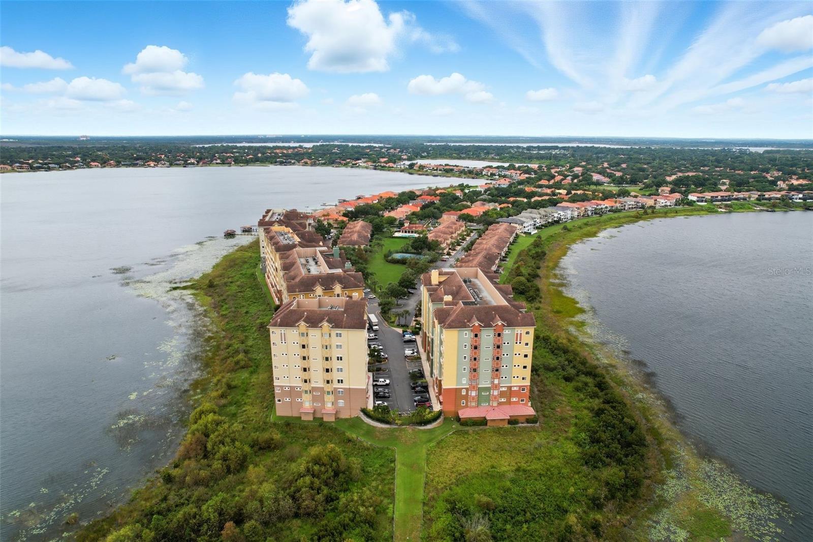 VIZCAYA HEIGHTS CONDO 07 - Residential