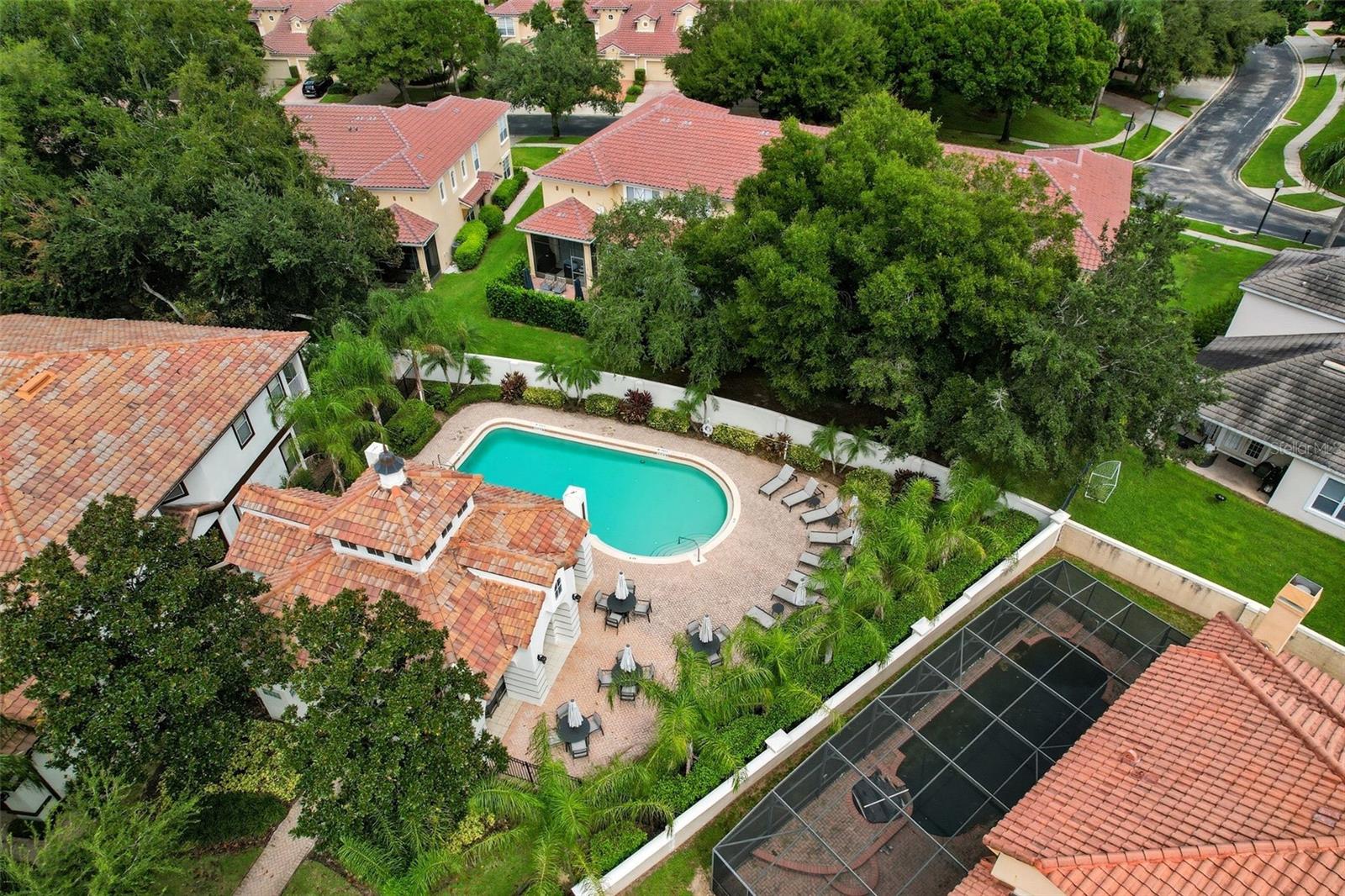 VIZCAYA HEIGHTS CONDO 07 - Residential