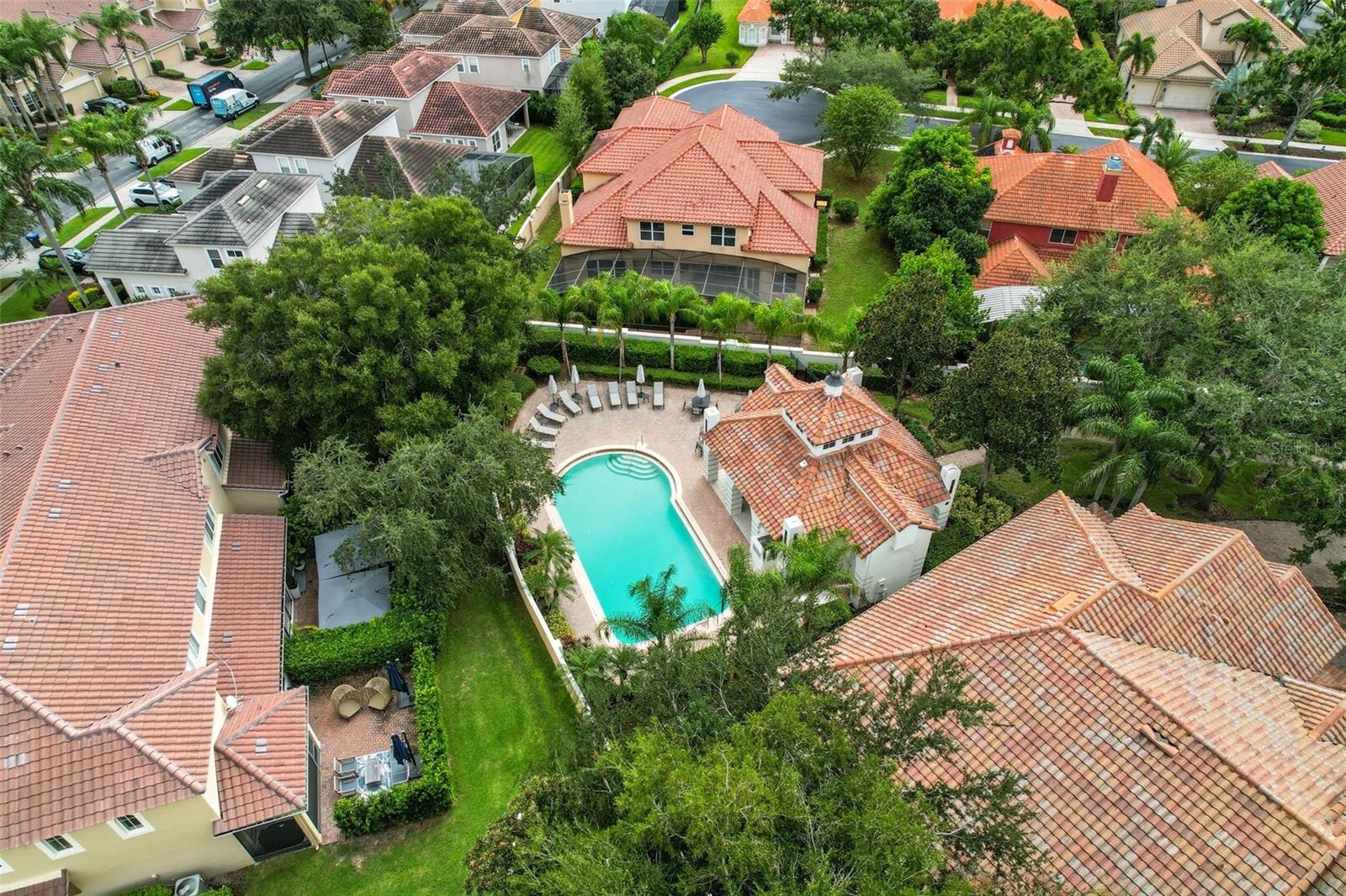 VIZCAYA HEIGHTS CONDO 07 - Residential