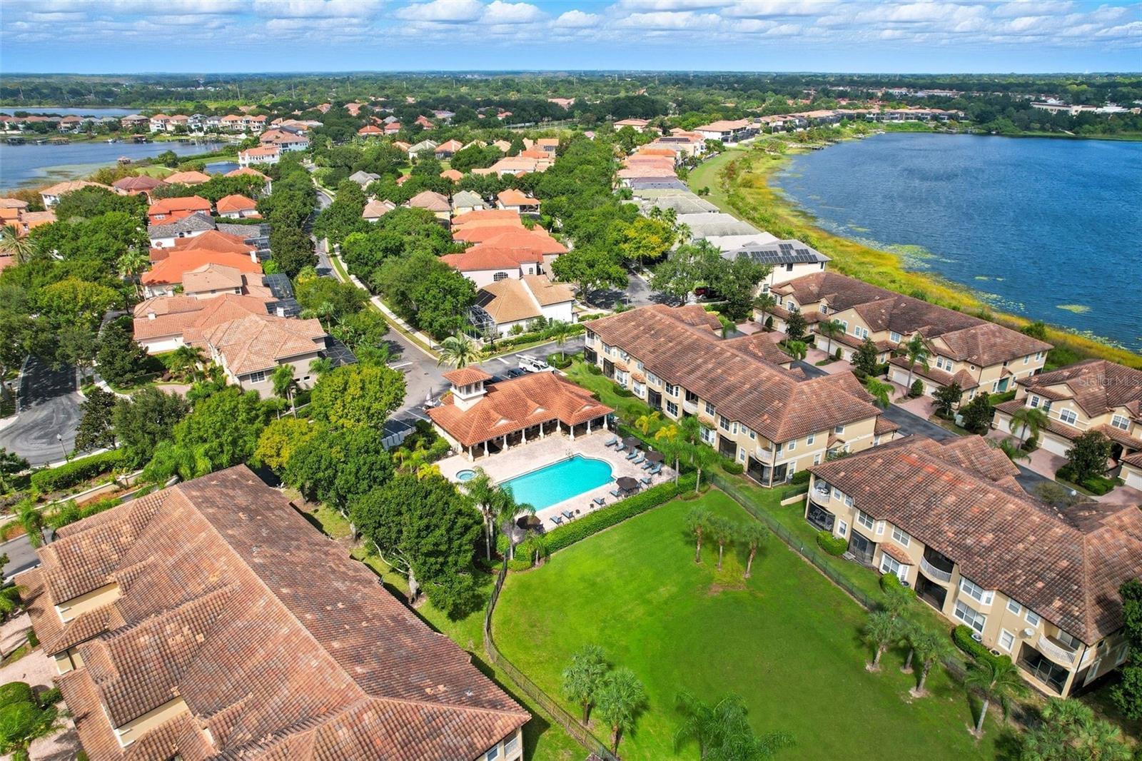 VIZCAYA HEIGHTS CONDO 07 - Residential