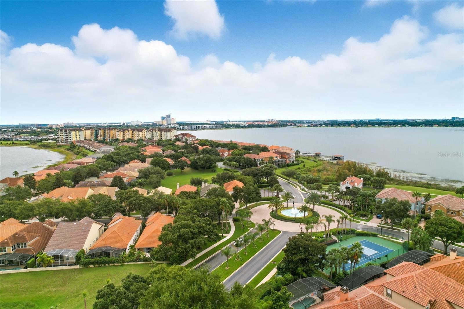 VIZCAYA HEIGHTS CONDO 07 - Residential