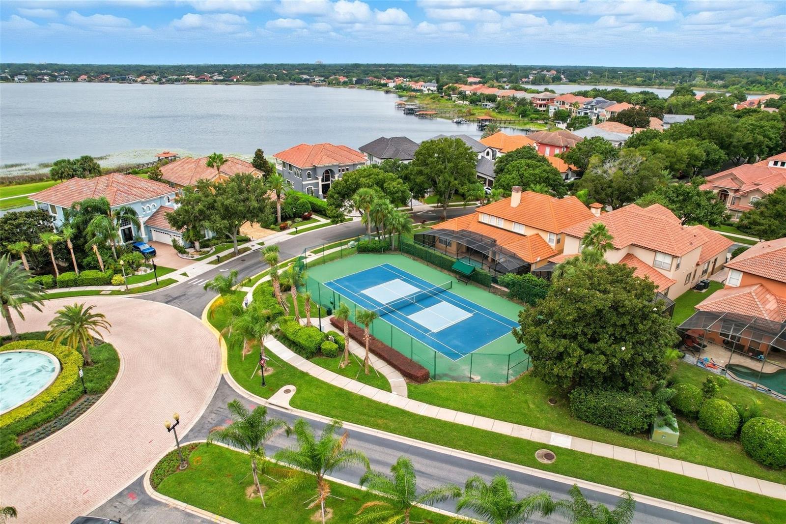 VIZCAYA HEIGHTS CONDO 07 - Residential