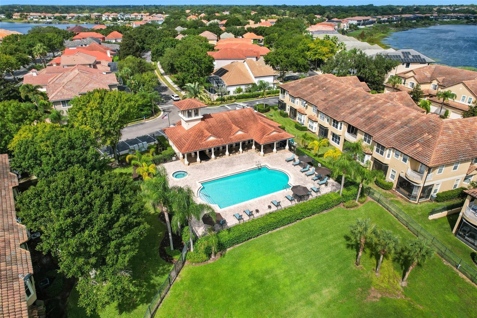 VIZCAYA HEIGHTS CONDO 07 - Residential