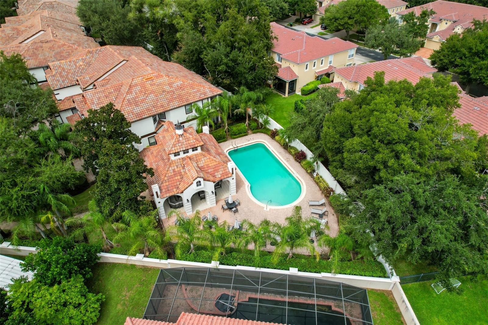 VIZCAYA HEIGHTS CONDO 07 - Residential