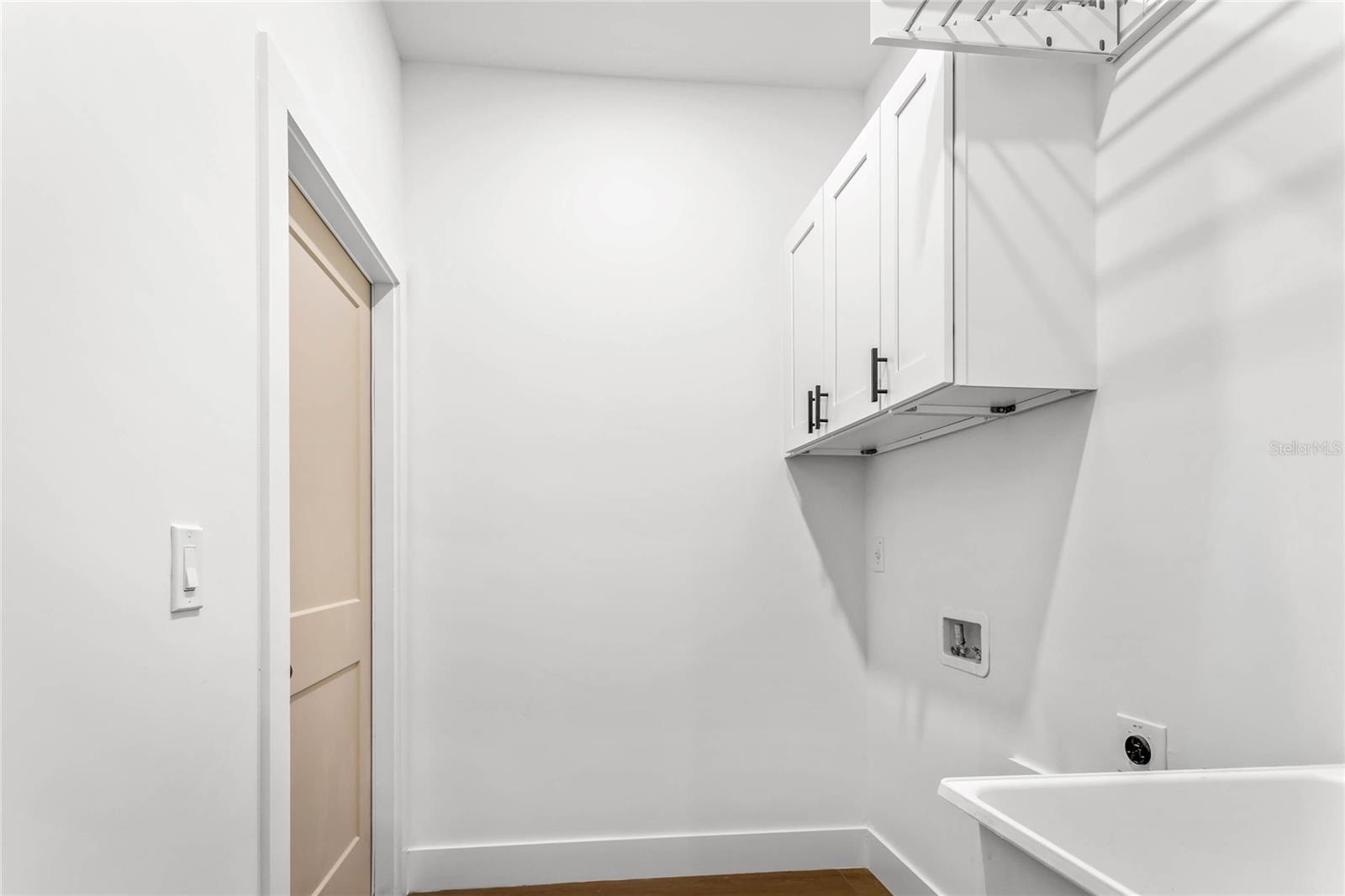 SUBDIVISION OF TRACTS 11 & 1 - Residential