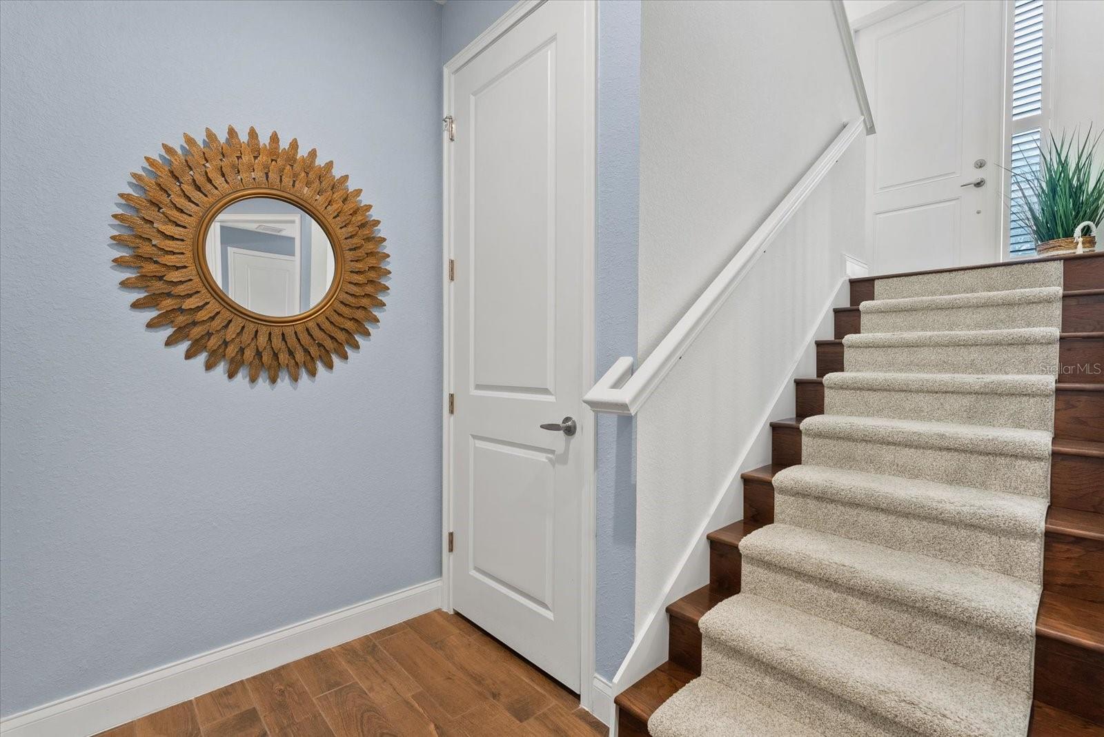 ISLAND COURT VENICE - Residential