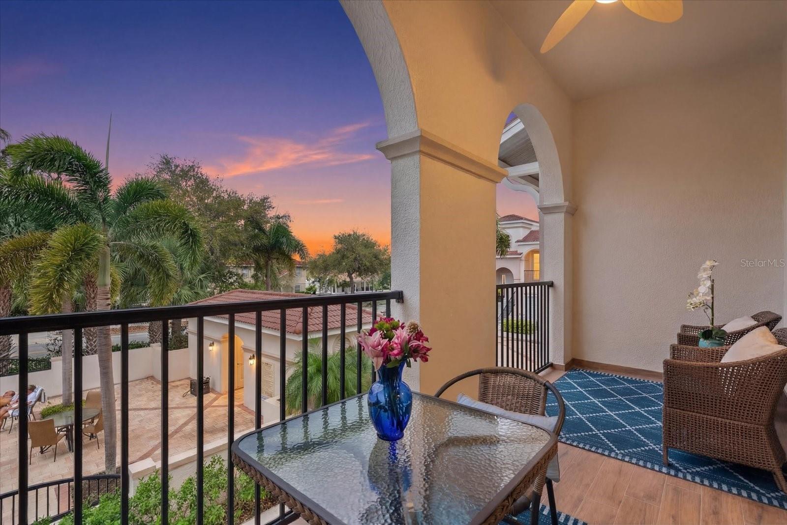 ISLAND COURT VENICE - Residential