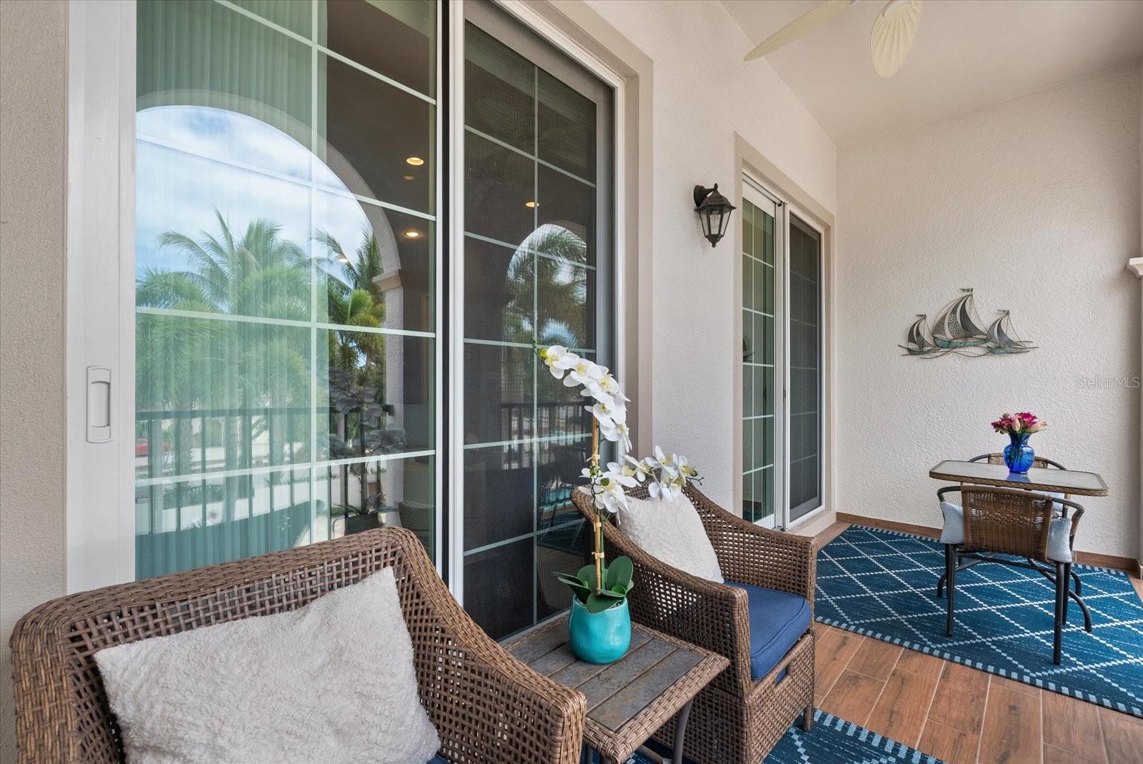 ISLAND COURT VENICE - Residential