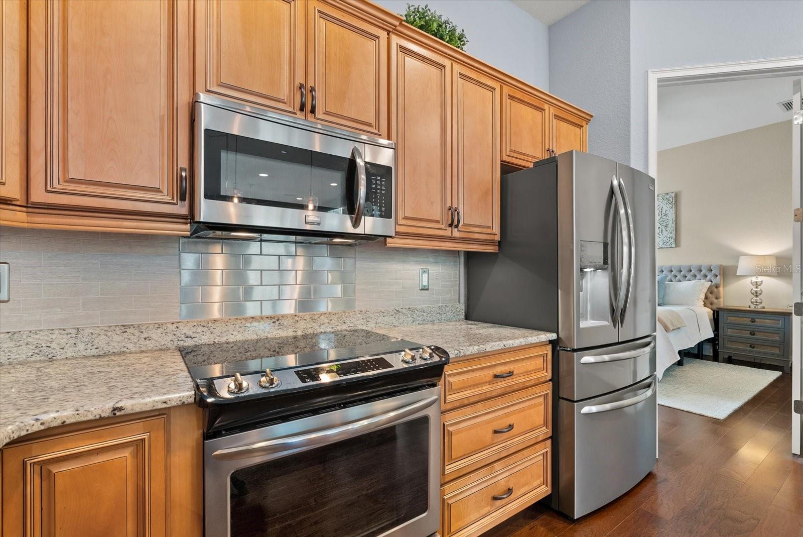 ISLAND COURT VENICE - Residential