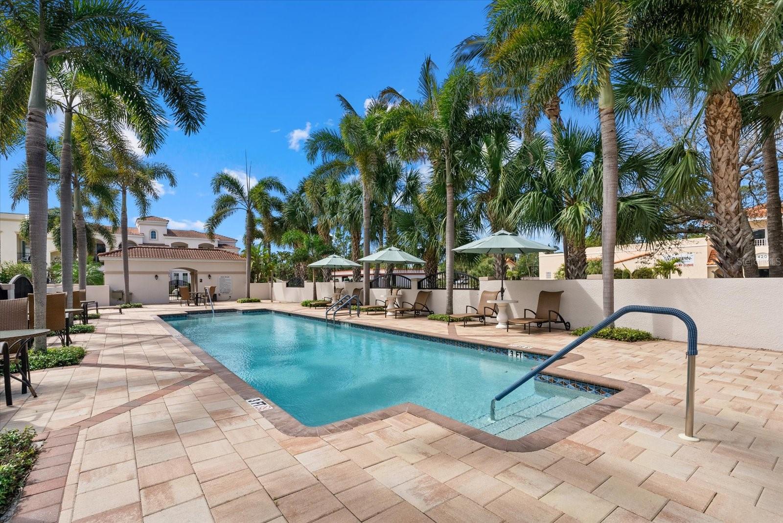 ISLAND COURT VENICE - Residential