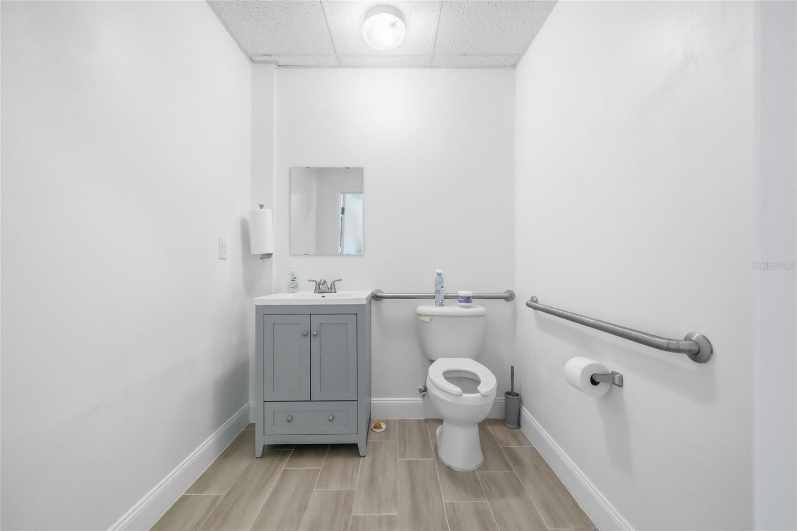 30924 SUNEAGLE DRIVE Suite 201-203