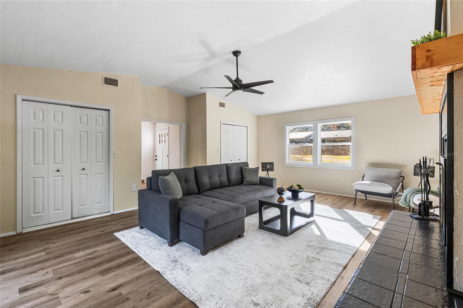 PINE HAVEN - Residential