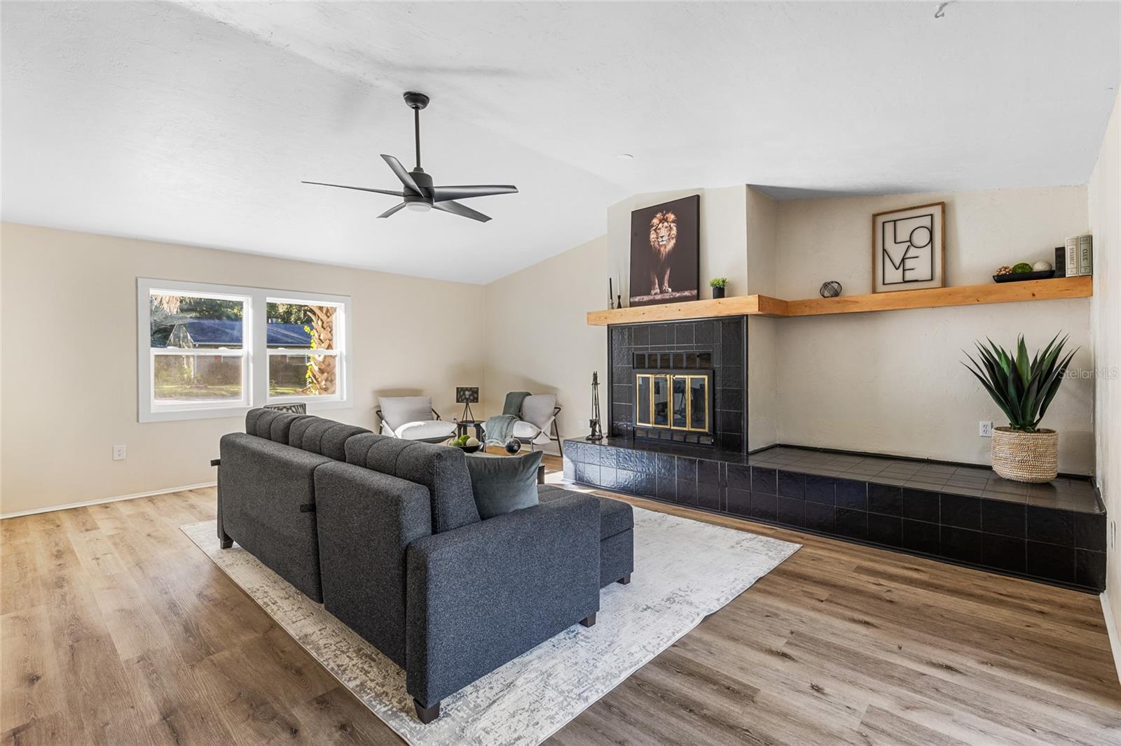 PINE HAVEN - Residential