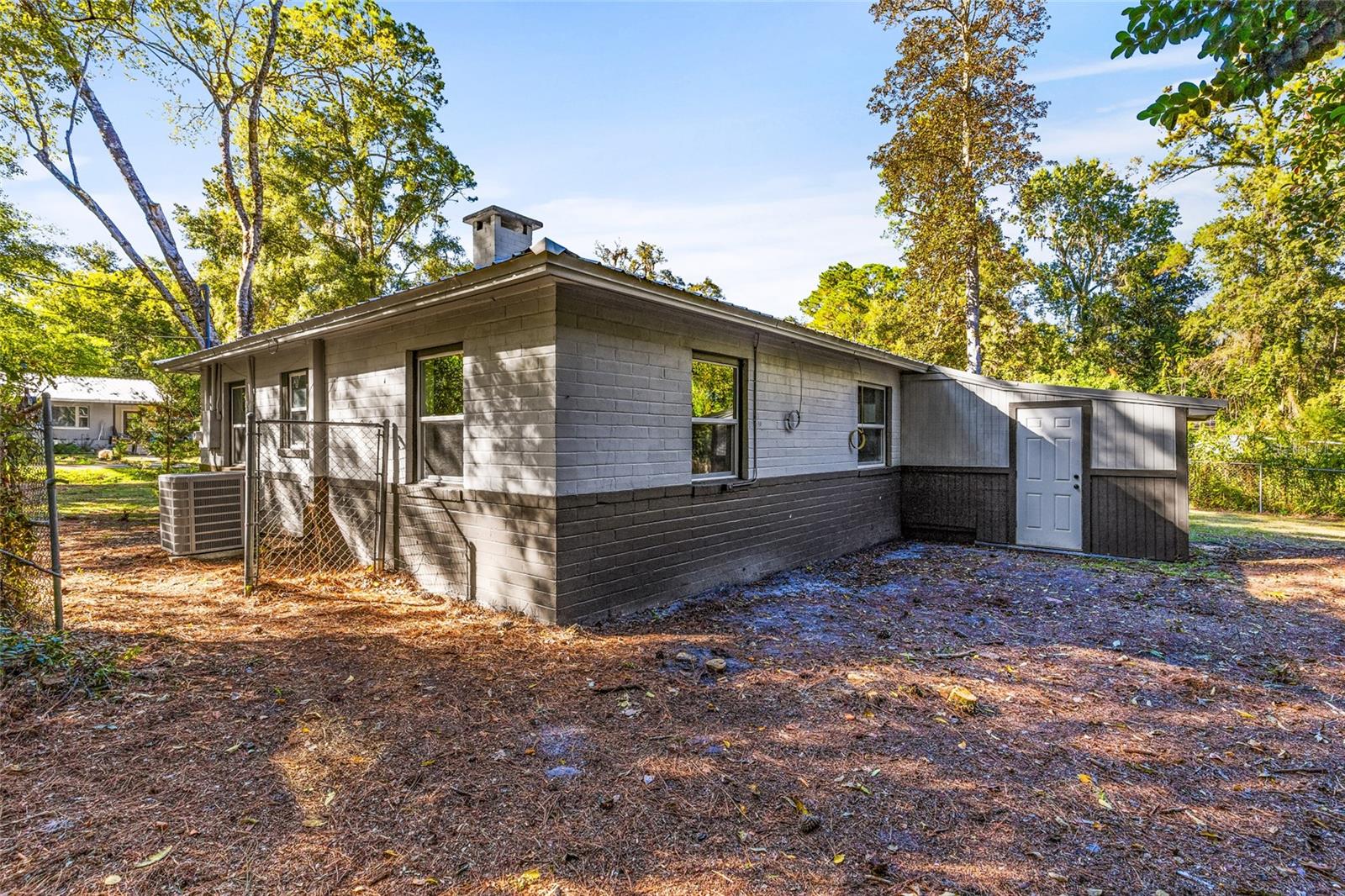 PINE HAVEN - Residential