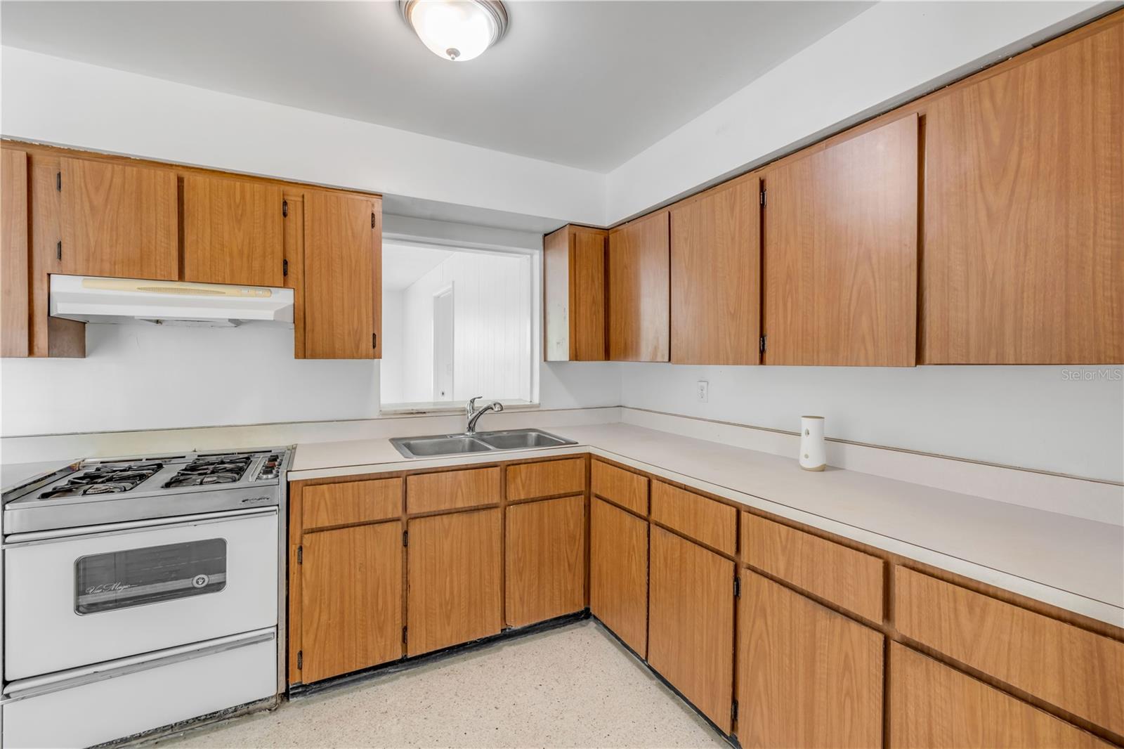 OAK LEA VILLAGE SEC 03 - Residential