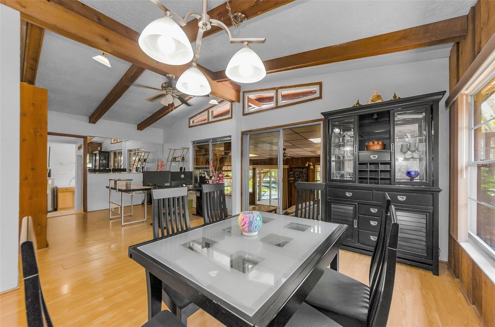 MEADOW BROOK SUB 1ST ADD - Residential