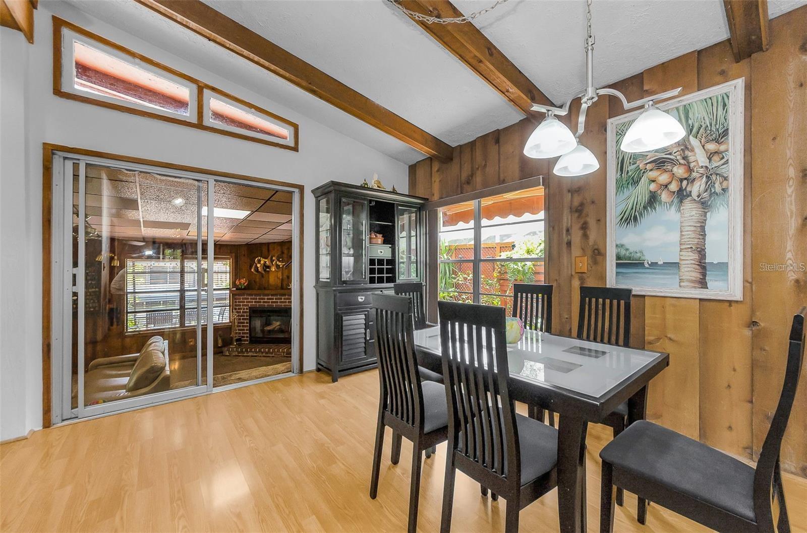 MEADOW BROOK SUB 1ST ADD - Residential