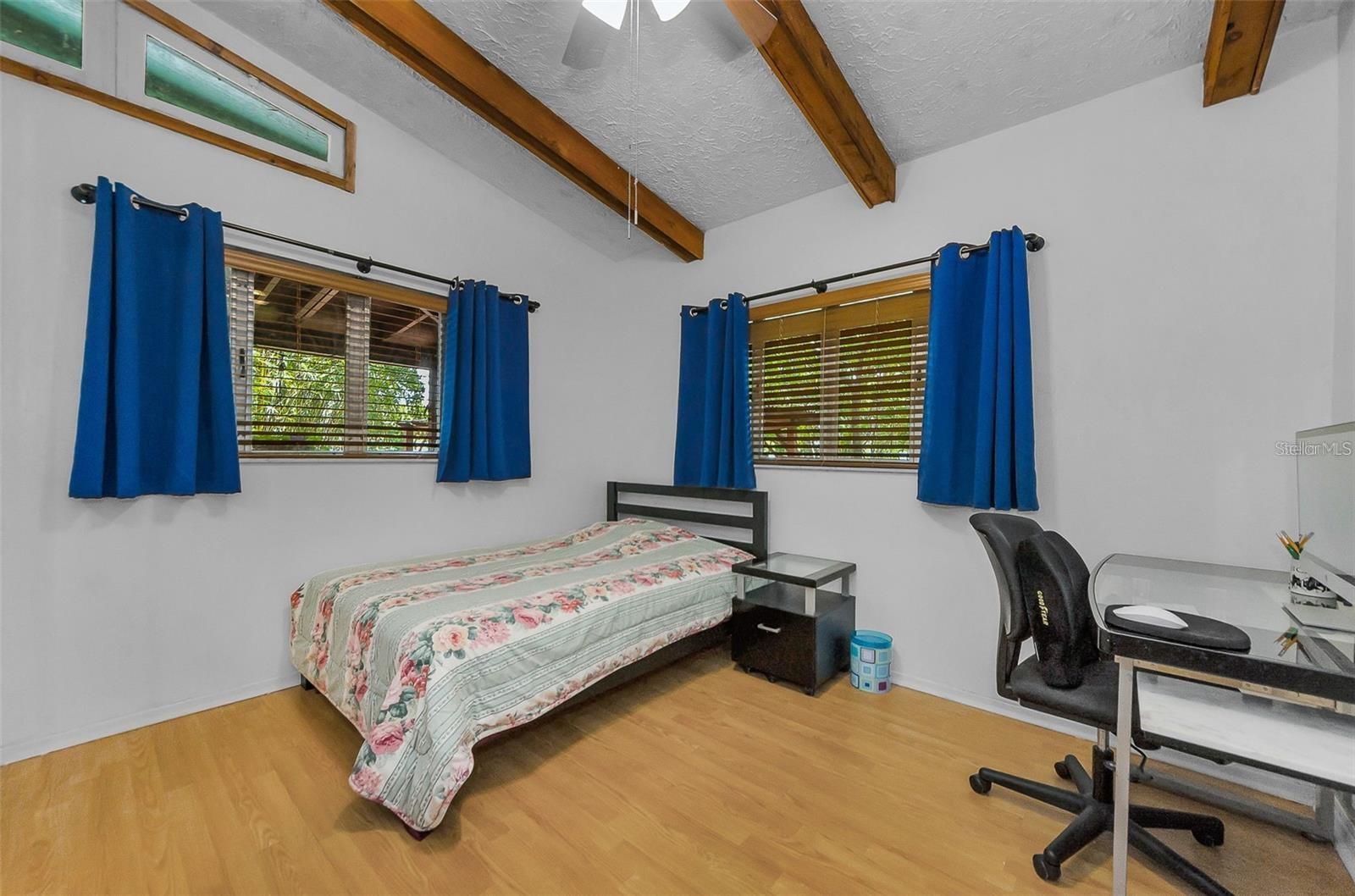 MEADOW BROOK SUB 1ST ADD - Residential