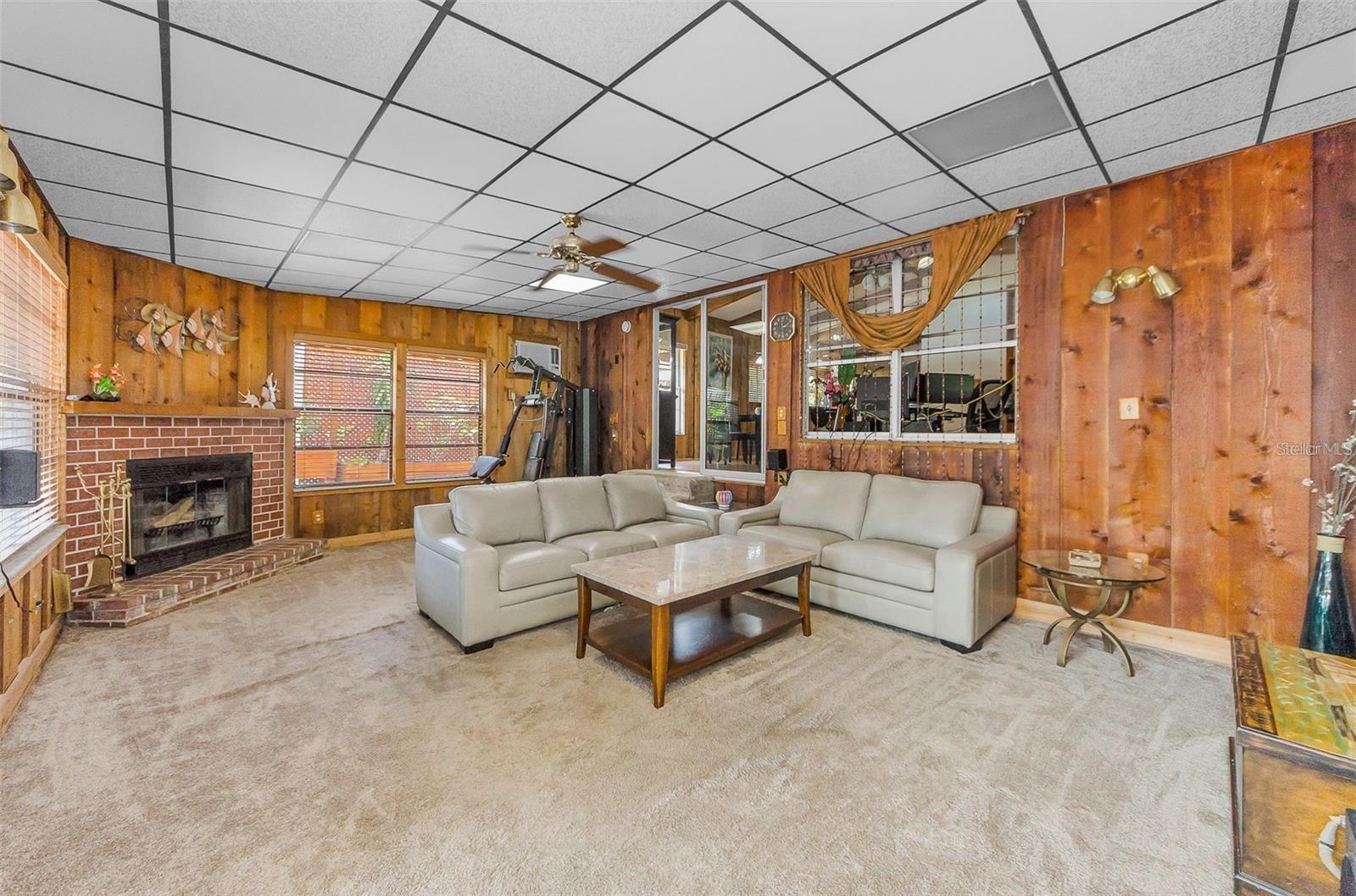 MEADOW BROOK SUB 1ST ADD - Residential