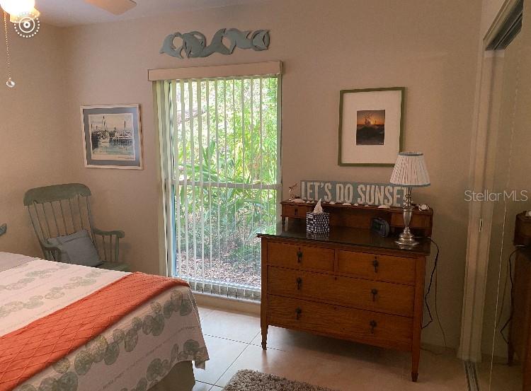 SIESTA ISLES - Residential