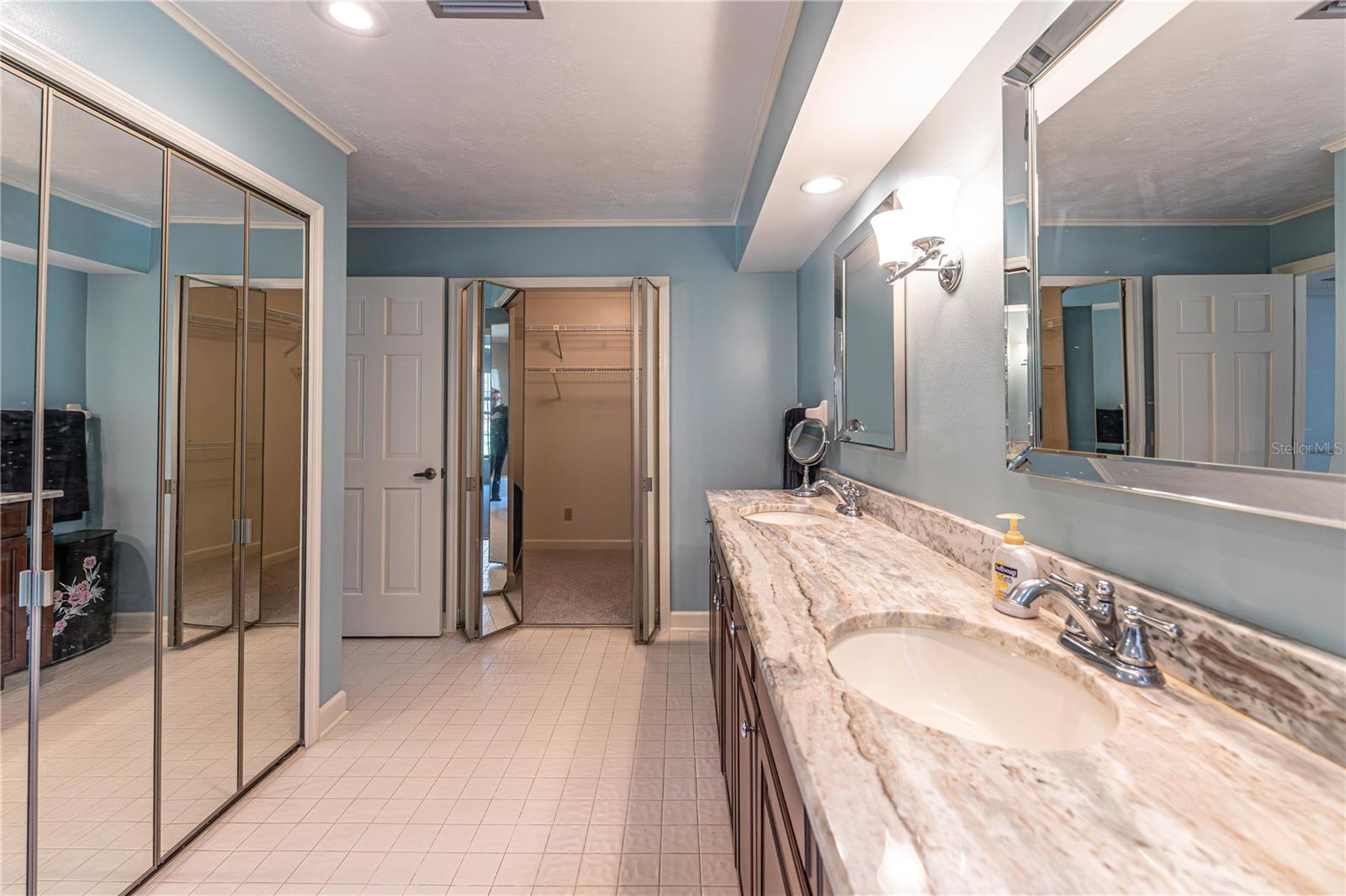 ROBERTS LANDING - Residential