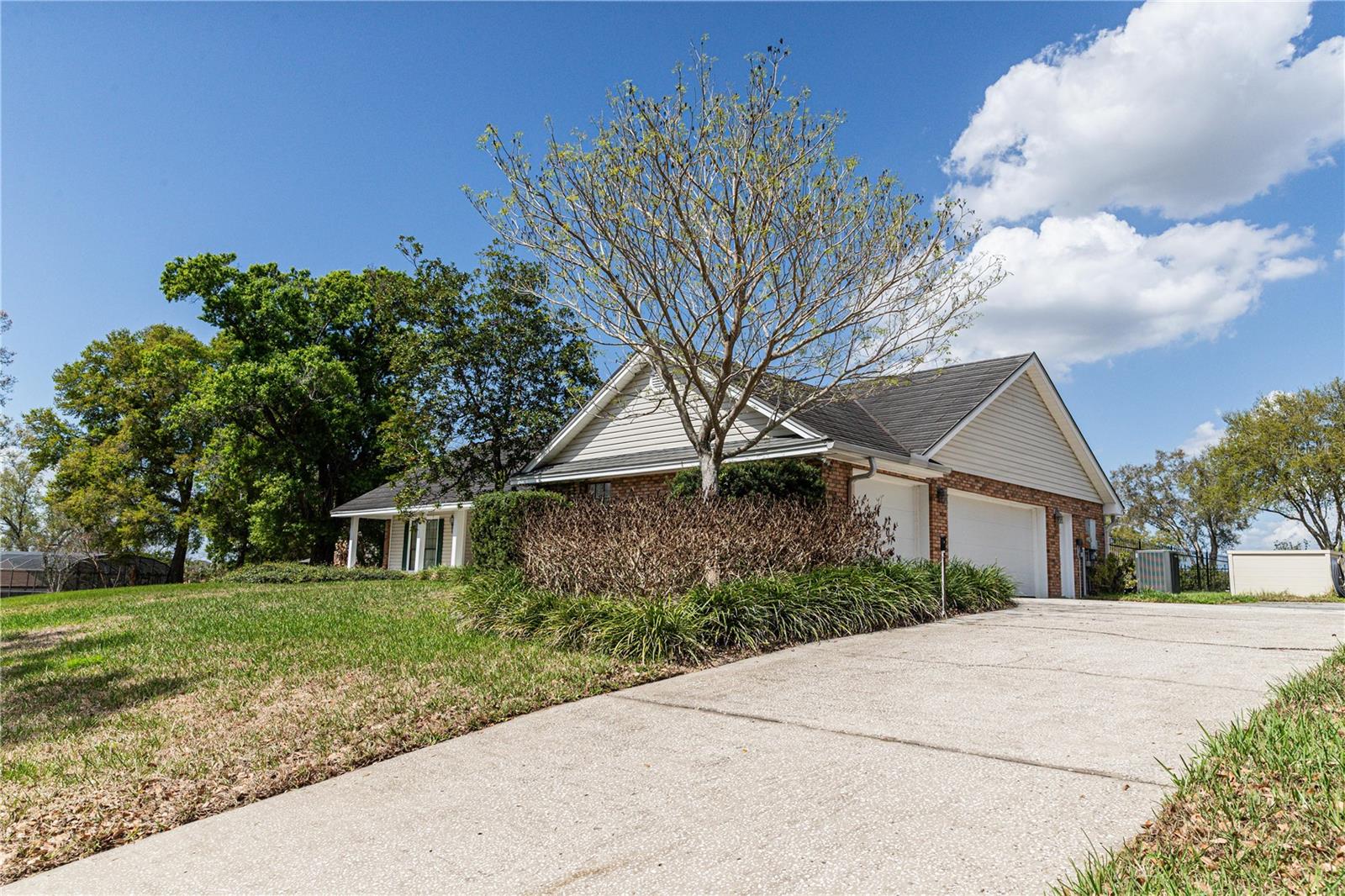 ROBERTS LANDING - Residential