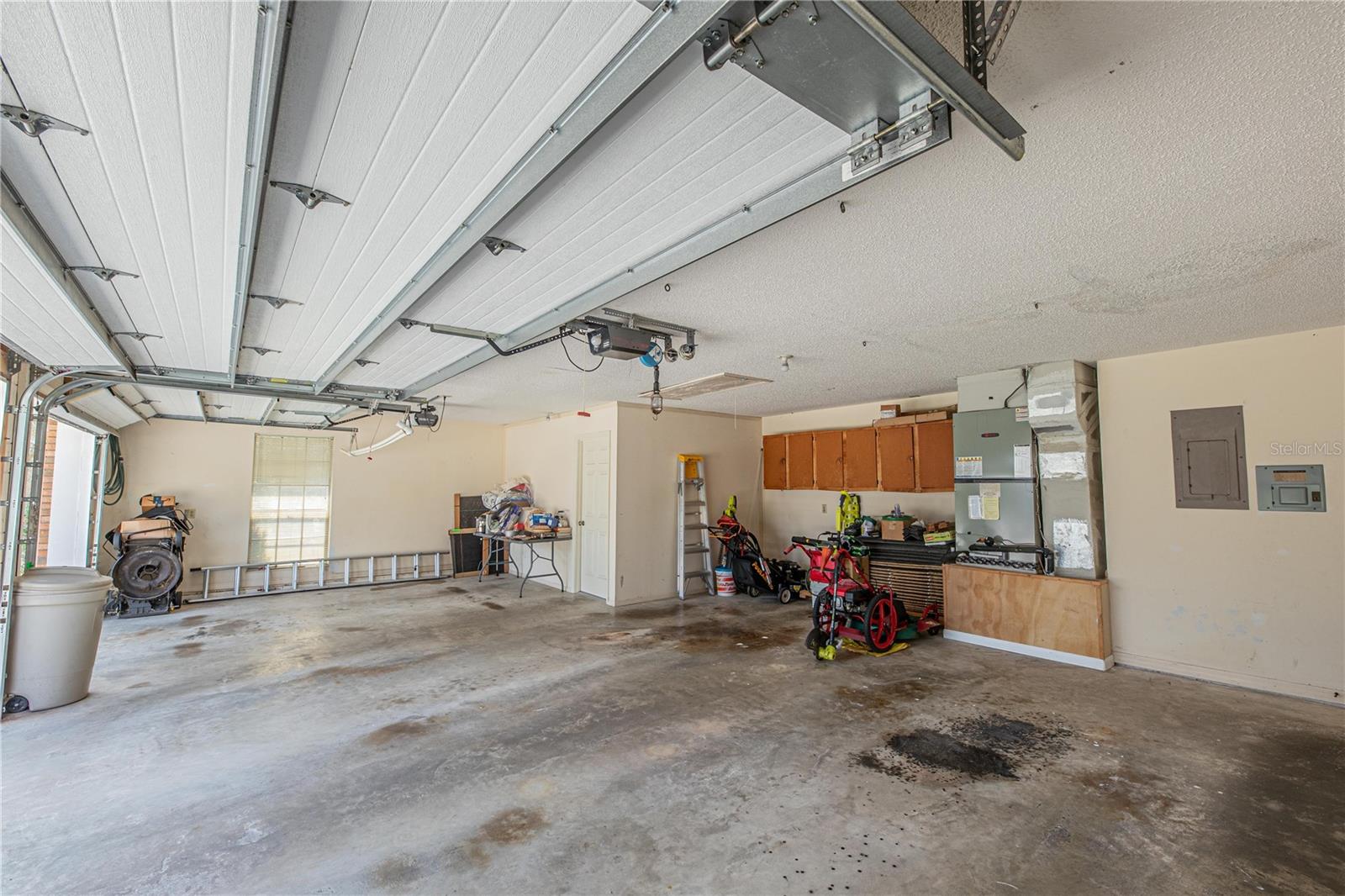 ROBERTS LANDING - Residential