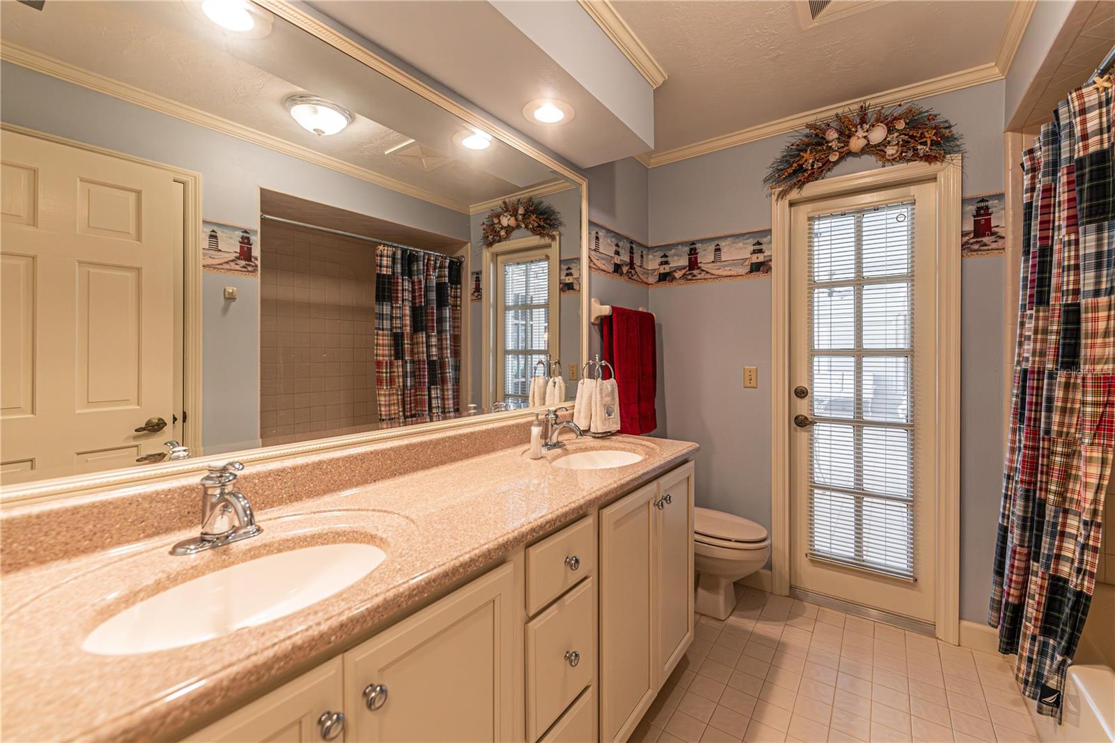 ROBERTS LANDING - Residential