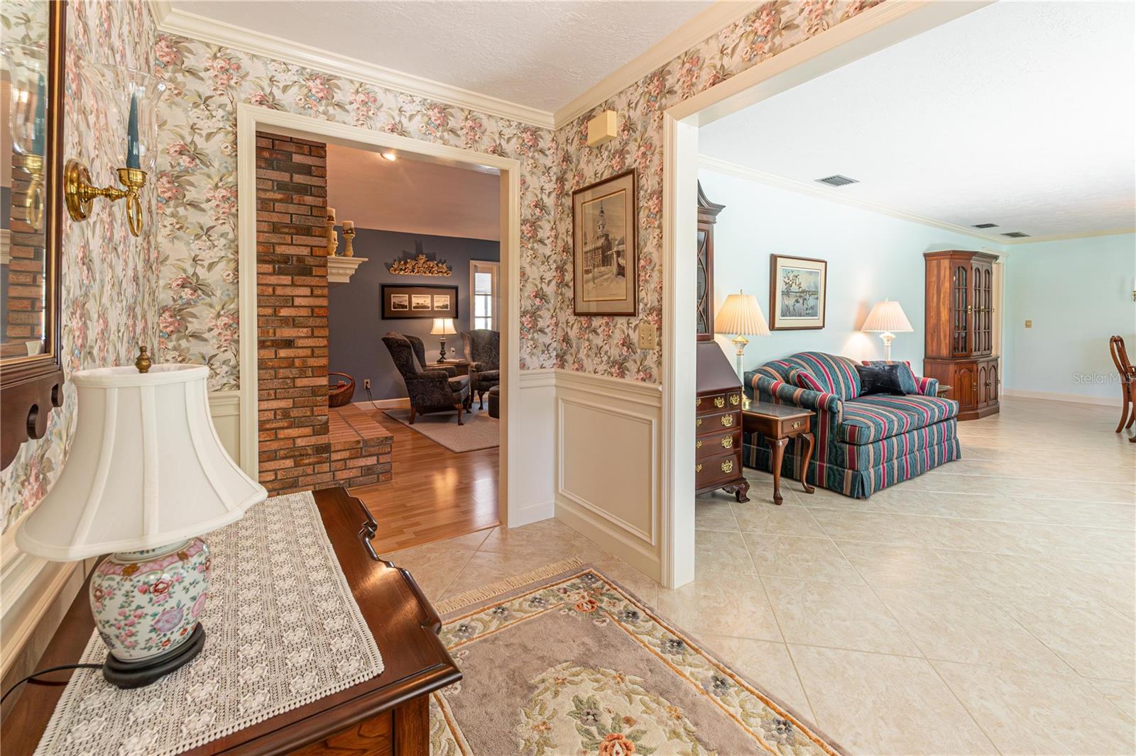 ROBERTS LANDING - Residential