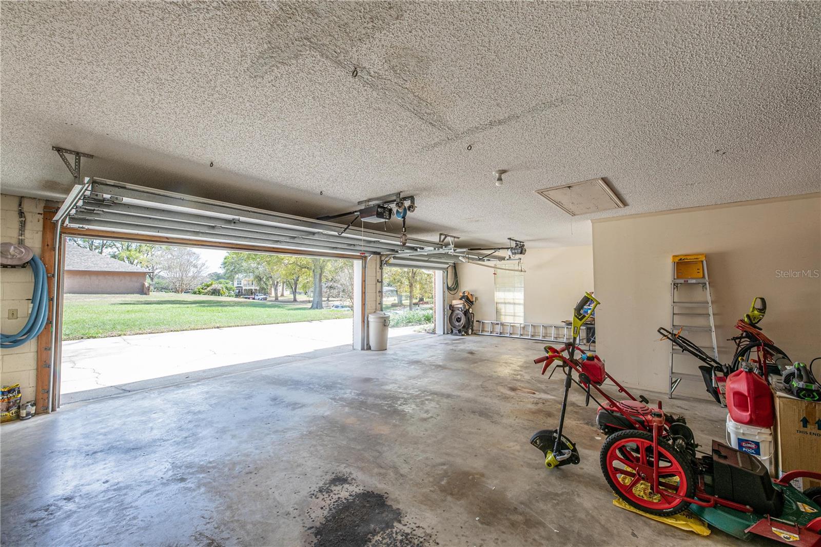 ROBERTS LANDING - Residential