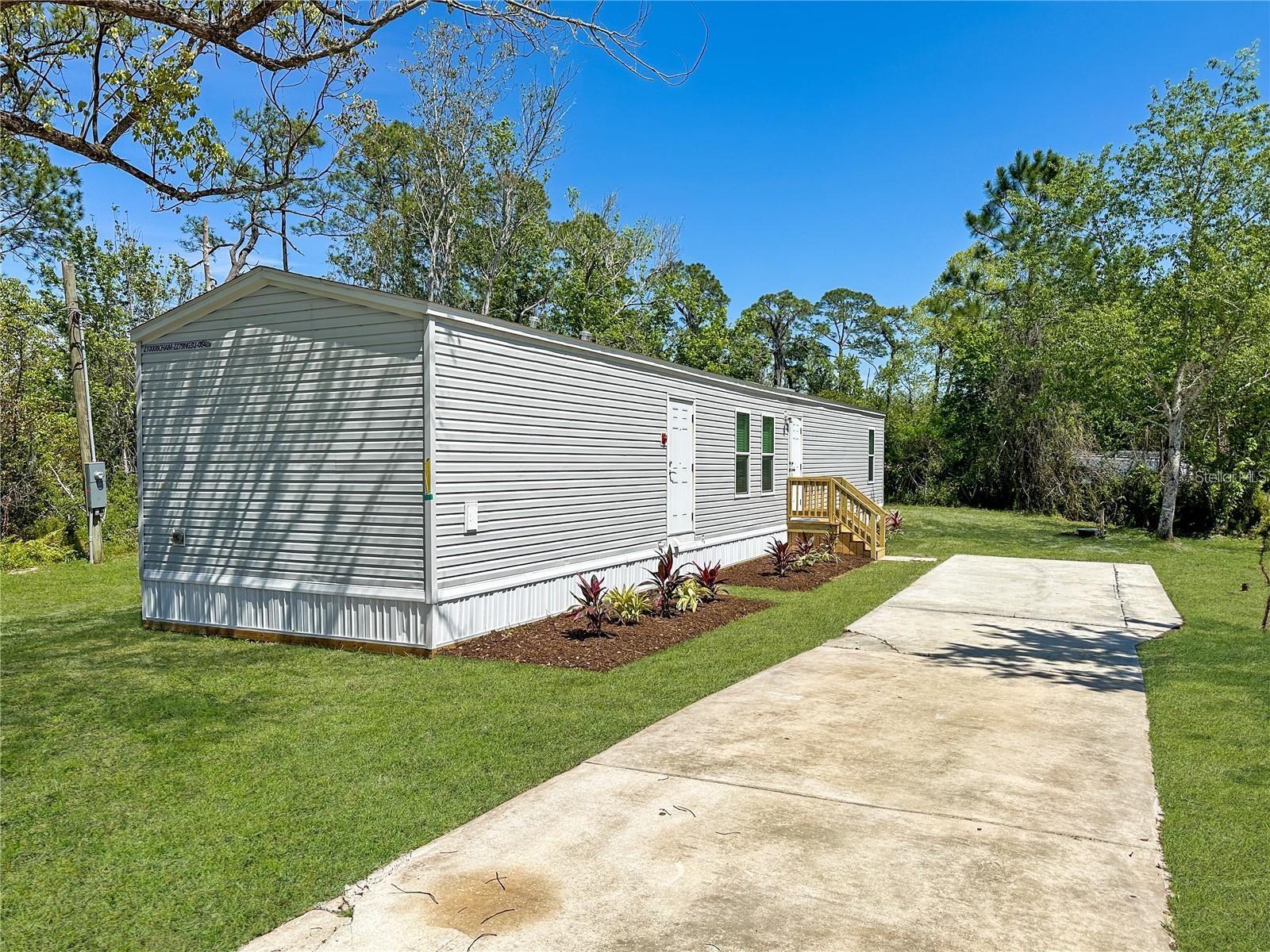 2945 2ND COURT