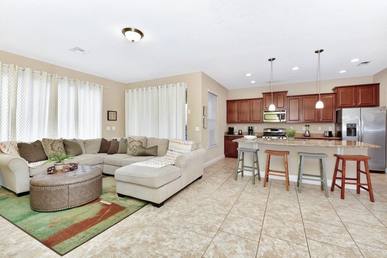 4123 OAKTREE DRIVE