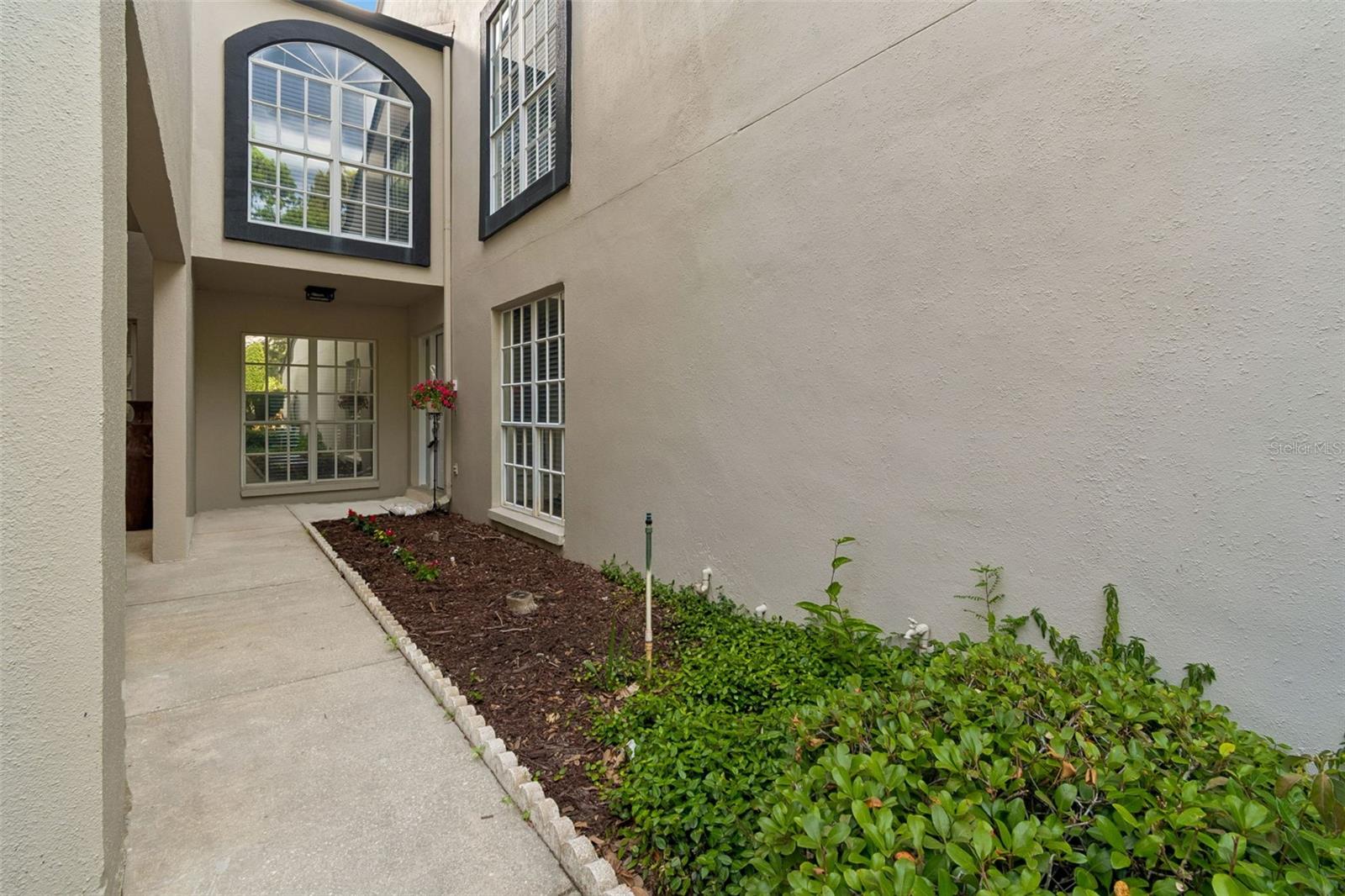 FAIRWAY LAKES TOWNHOMES II A CONDO PHASE 2 - Residential
