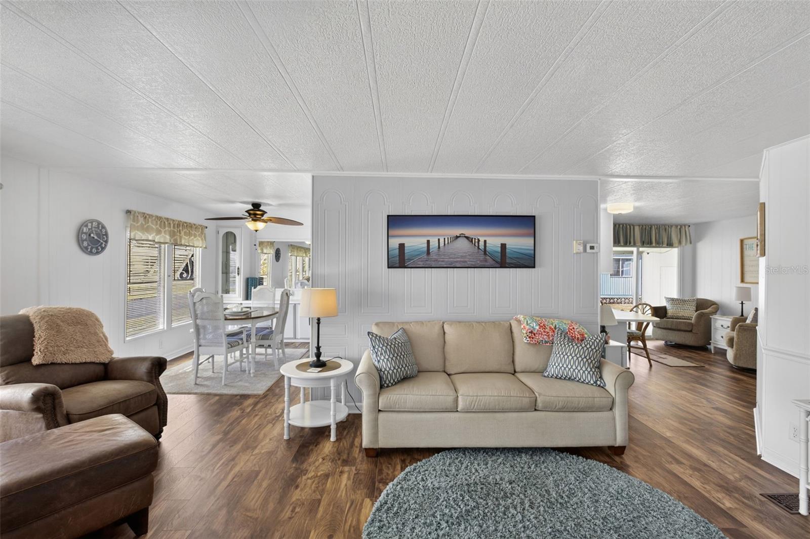 LA CASA MHP CO-OP - Residential