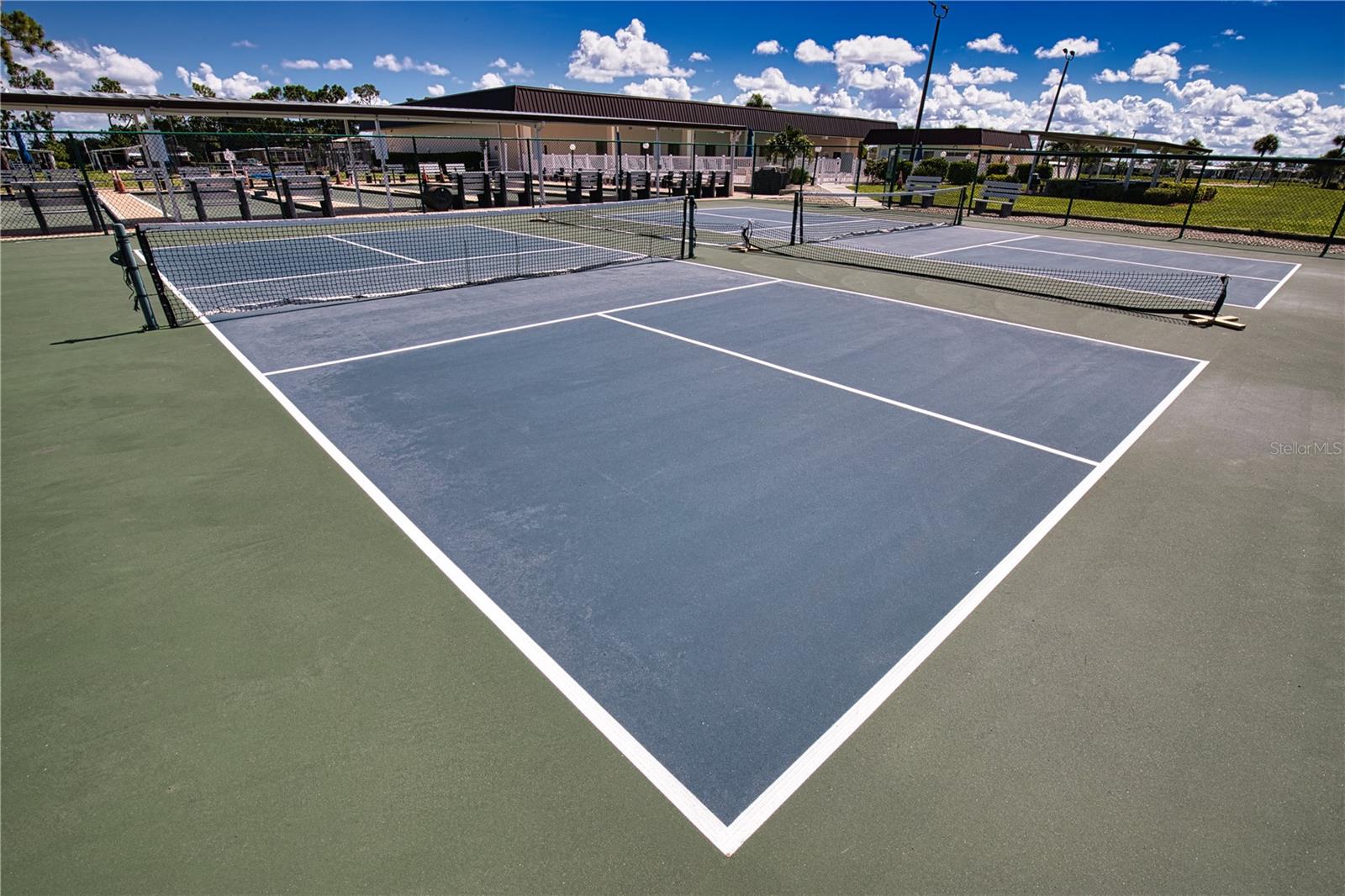 LA CASA MHP CO-OP - Residential