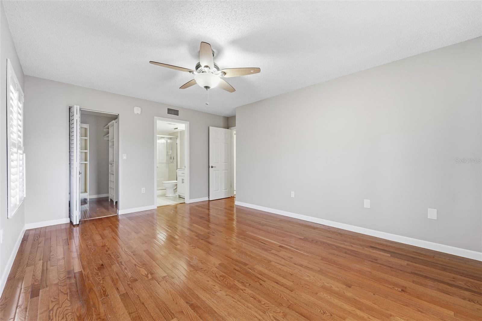 PINE RIDGE AT LAKE TARPON VILLAGE - Residential