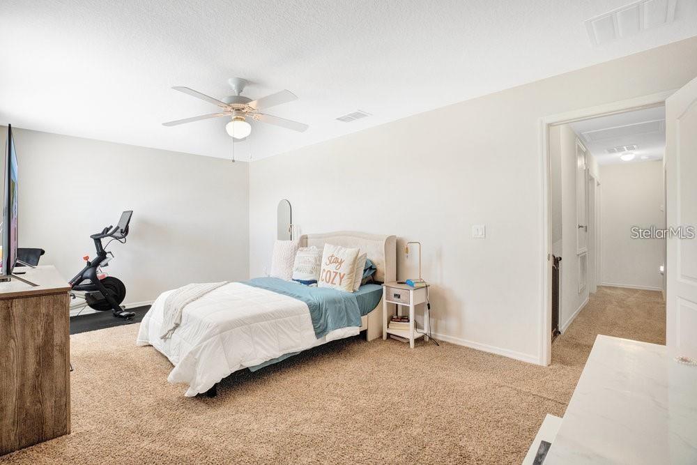 BERKLEY RDG PH 3 - Residential Lease