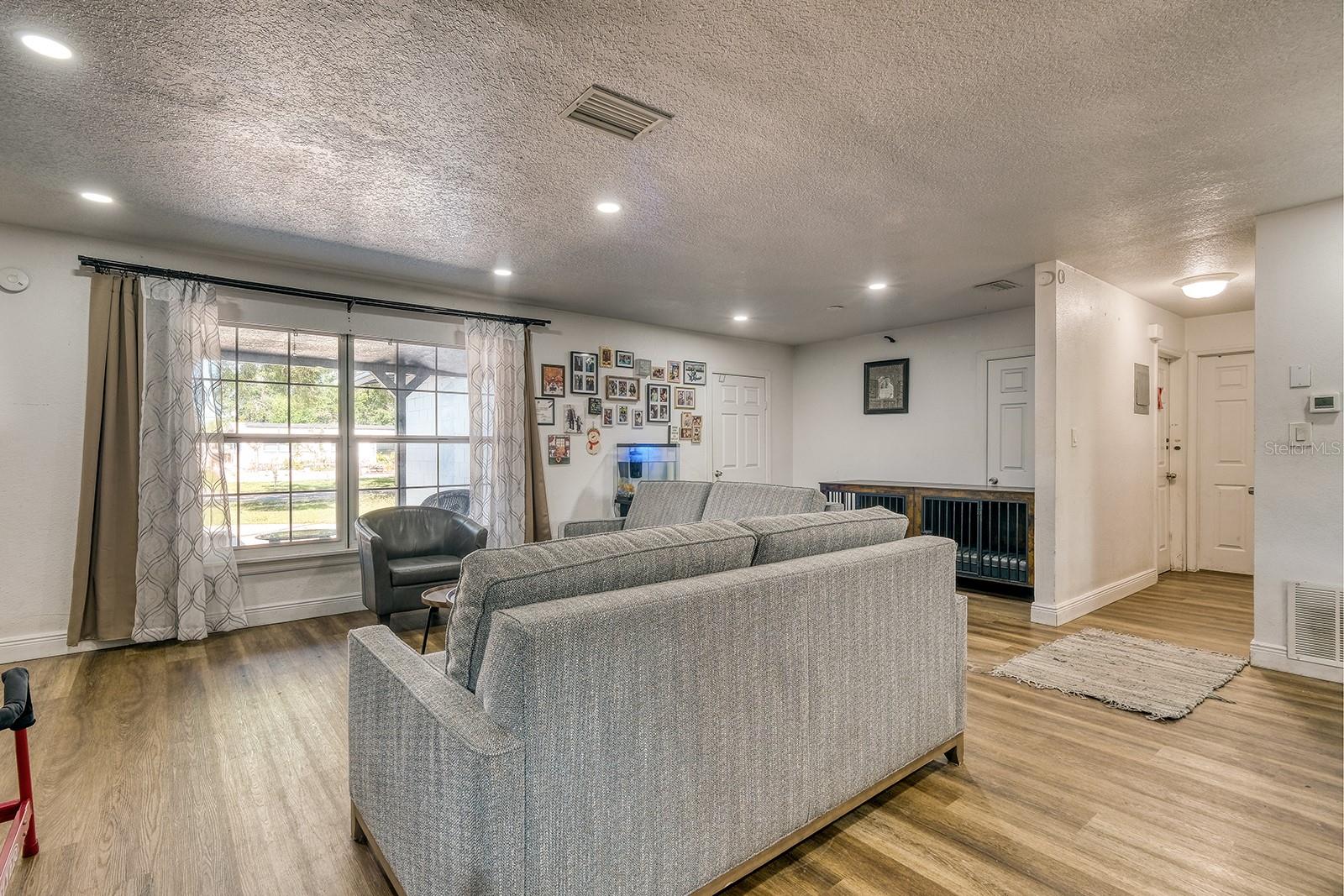 SKYLAKE OAKRIDGE SEC - Residential