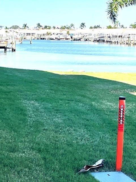 BOCA CIEGA POINT EAST - Residential