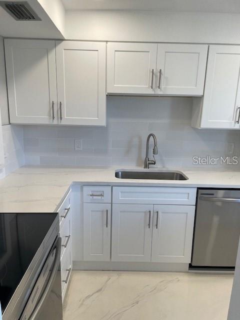 BOCA CIEGA POINT EAST - Residential