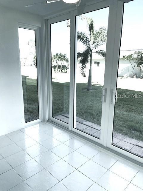 BOCA CIEGA POINT EAST - Residential