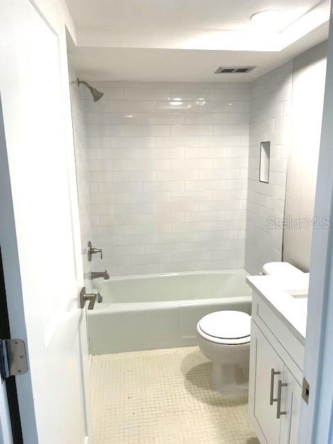 BOCA CIEGA POINT EAST - Residential