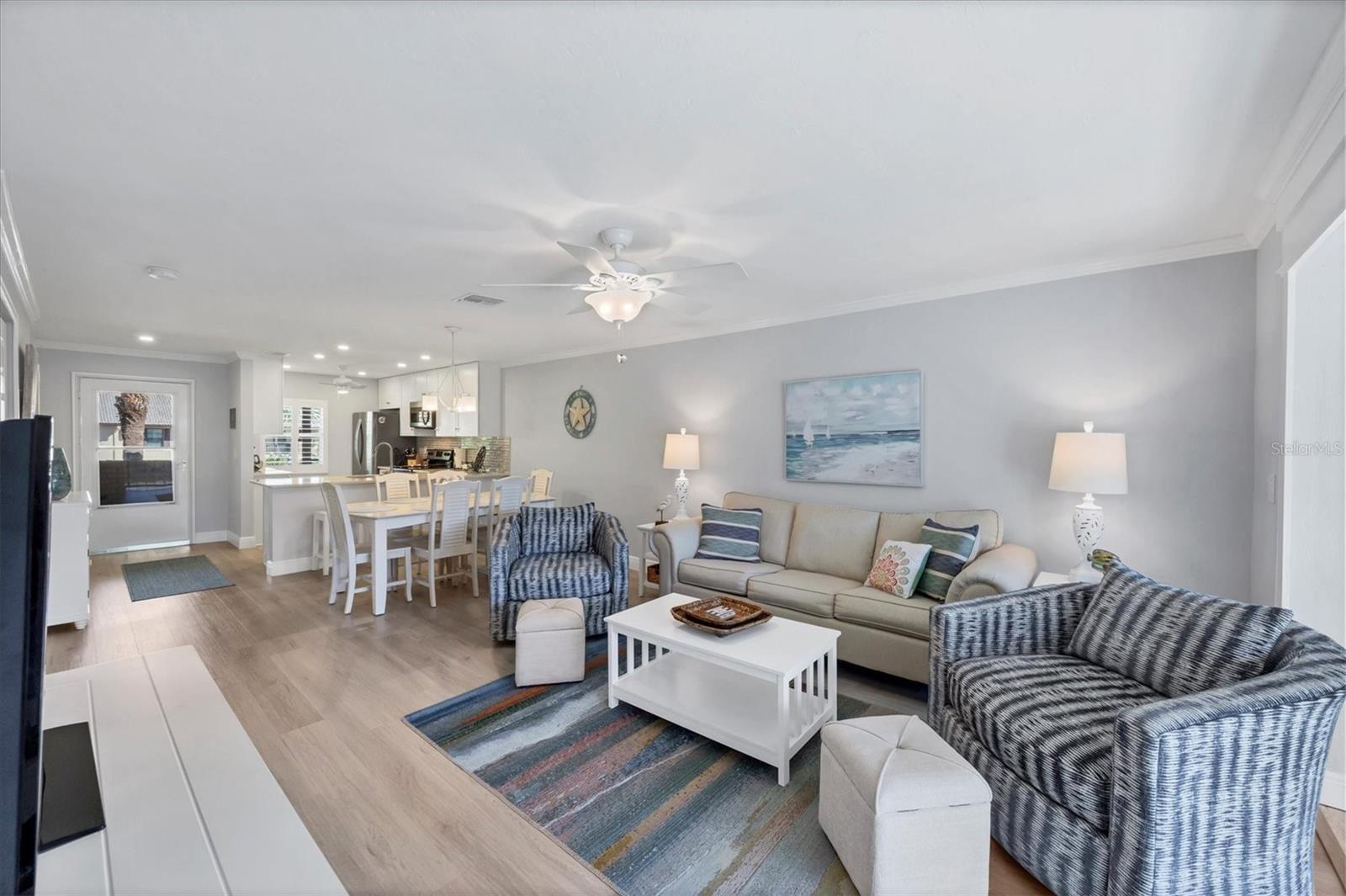 MISSION LAKES - Residential