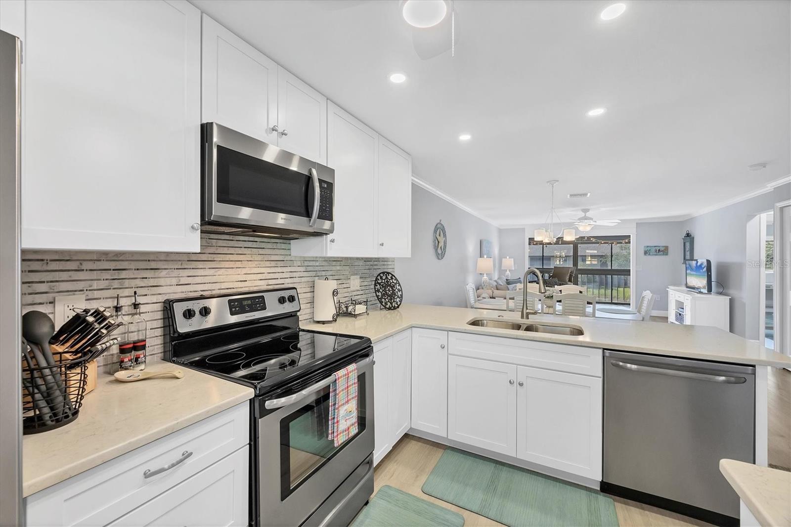 MISSION LAKES - Residential